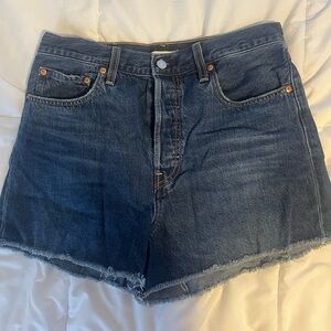 Levi’s Ribcage Shorts